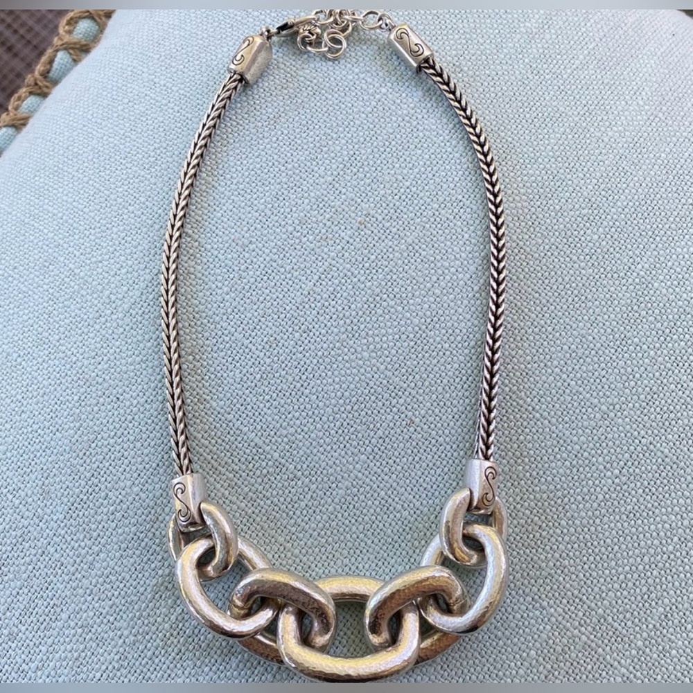 Brighton Mercer
Hammered Necklace